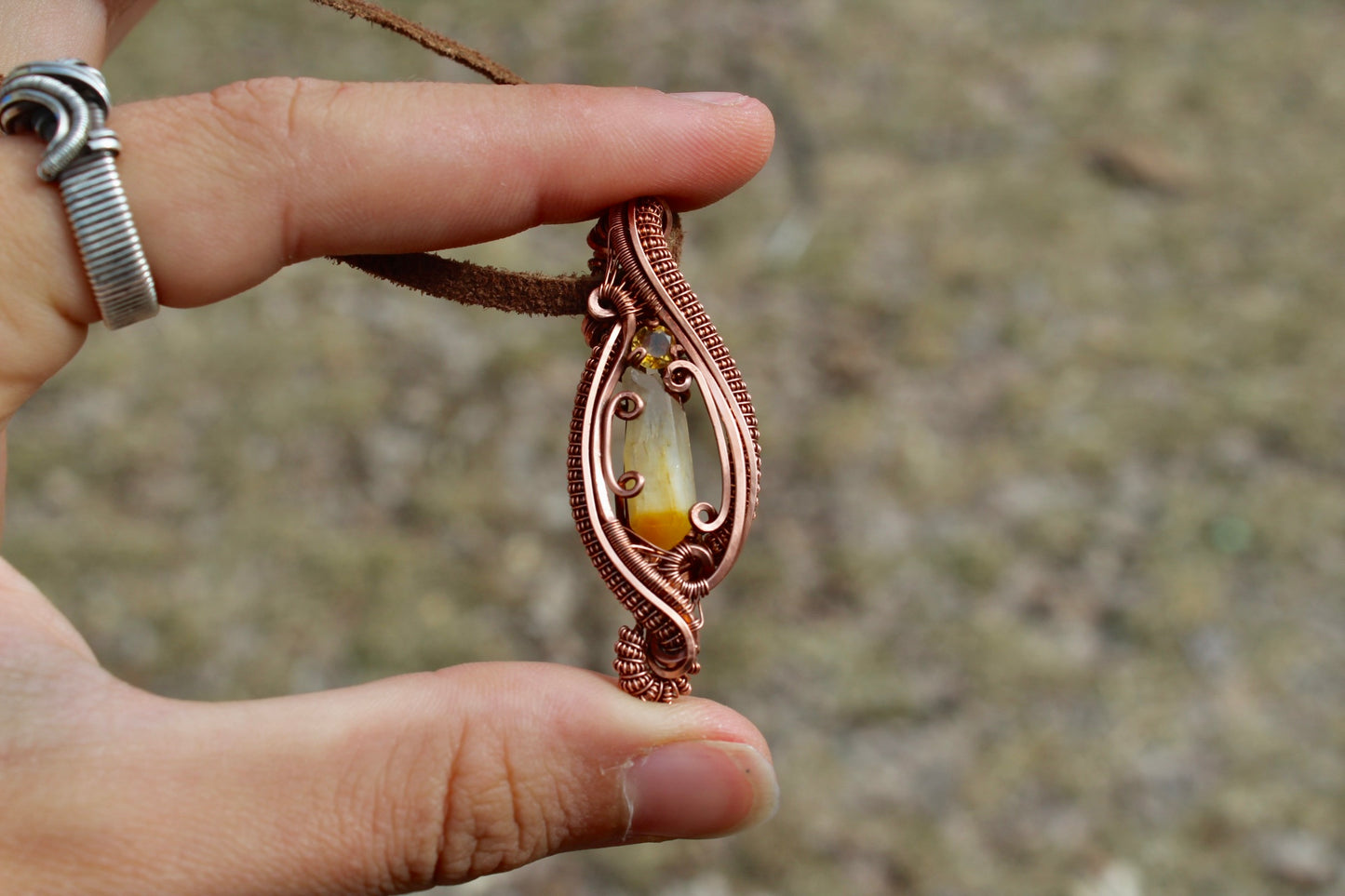 Mango Quartz Pendant