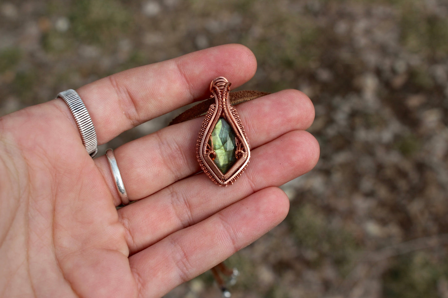 Labradorite Pendant